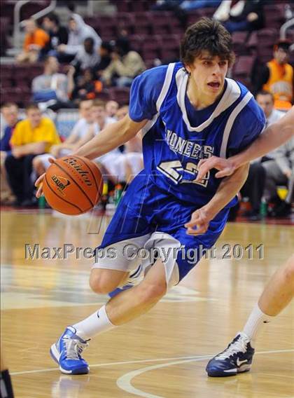 Thumbnail 2 in Lampeter-Strasburg vs. Eastern York (D3 Semifinals) photogallery.