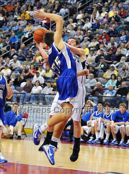 Thumbnail 1 in Lampeter-Strasburg vs. Eastern York (D3 Semifinals) photogallery.