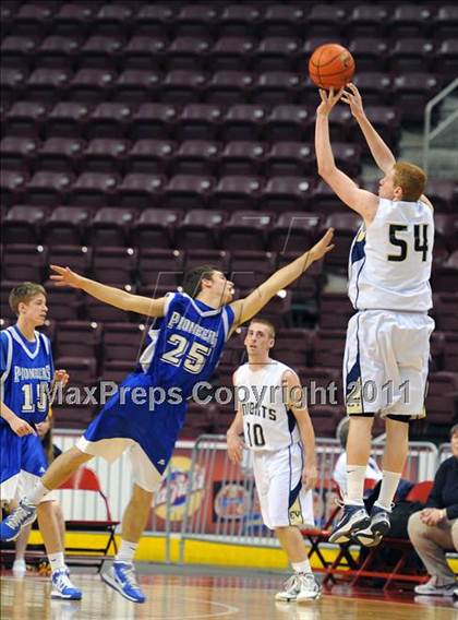 Thumbnail 2 in Lampeter-Strasburg vs. Eastern York (D3 Semifinals) photogallery.