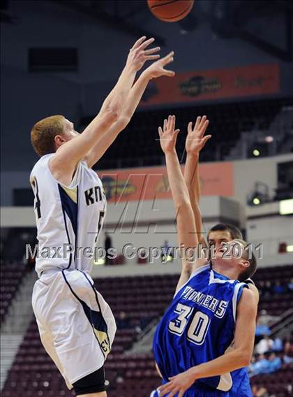 Thumbnail 2 in Lampeter-Strasburg vs. Eastern York (D3 Semifinals) photogallery.