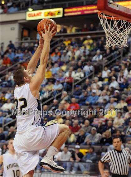 Thumbnail 3 in Lampeter-Strasburg vs. Eastern York (D3 Semifinals) photogallery.