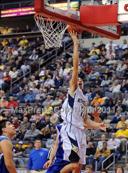 Thumbnail 1 in Lampeter-Strasburg vs. Eastern York (D3 Semifinals) photogallery.