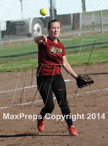 Thumbnail 3 in Corning vs West Valley (NSCIF D4 Playoff) photogallery.