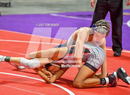 Thumbnail 2 in UIL State Championships - 6A 106lb Final photogallery.