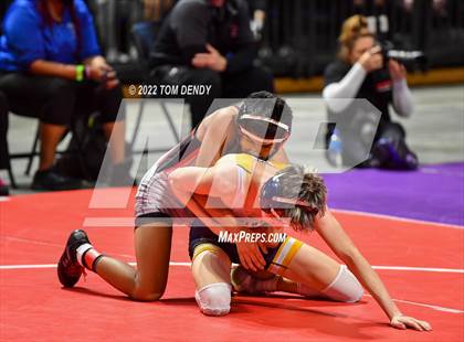 Thumbnail 3 in UIL State Championships - 6A 106lb Final photogallery.