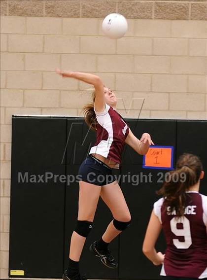 Thumbnail 2 in St. Francis vs. Union Mine (Super 8 Tournament) photogallery.