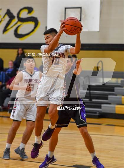 Thumbnail 3 in Lee [Robert E.] vs Saint Mary's Hall (SAISD Basketball Tournament) photogallery.