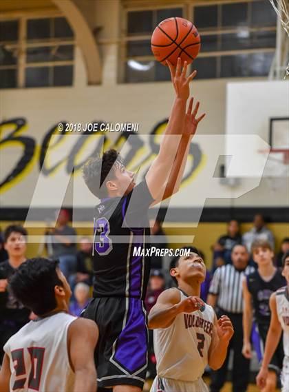 Thumbnail 3 in Lee [Robert E.] vs Saint Mary's Hall (SAISD Basketball Tournament) photogallery.