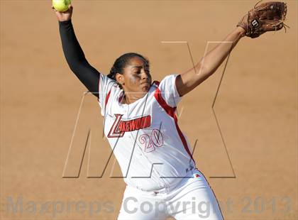 Thumbnail 2 in Chino vs. Lakewood (CIF SS D2 Final) photogallery.