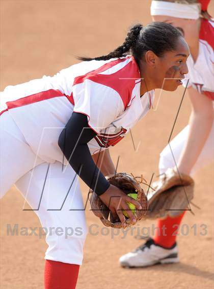 Thumbnail 1 in Chino vs. Lakewood (CIF SS D2 Final) photogallery.