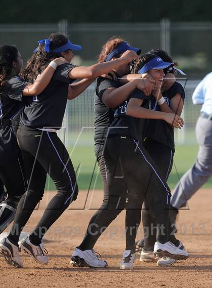 Thumbnail 1 in Chino vs. Lakewood (CIF SS D2 Final) photogallery.
