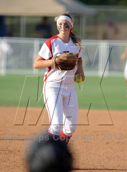 Thumbnail 1 in Chino vs. Lakewood (CIF SS D2 Final) photogallery.