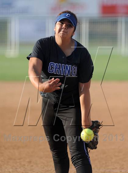 Thumbnail 2 in Chino vs. Lakewood (CIF SS D2 Final) photogallery.