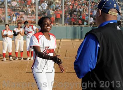 Thumbnail 2 in Chino vs. Lakewood (CIF SS D2 Final) photogallery.