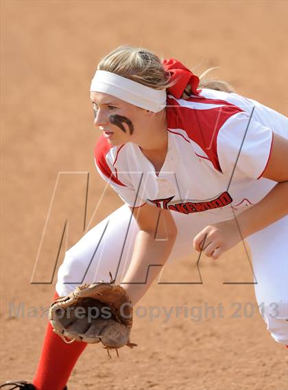 Thumbnail 3 in Chino vs. Lakewood (CIF SS D2 Final) photogallery.