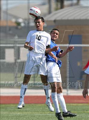 Thumbnail 3 in Salesian vs. Avenal (CIF SoCal Regional D3 Final) photogallery.