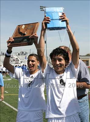 Thumbnail 1 in Salesian vs. Avenal (CIF SoCal Regional D3 Final) photogallery.