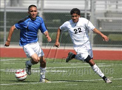 Thumbnail 1 in Salesian vs. Avenal (CIF SoCal Regional D3 Final) photogallery.