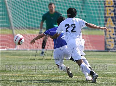 Thumbnail 3 in Salesian vs. Avenal (CIF SoCal Regional D3 Final) photogallery.