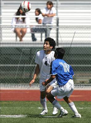 Thumbnail 3 in Salesian vs. Avenal (CIF SoCal Regional D3 Final) photogallery.