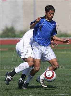 Thumbnail 3 in Salesian vs. Avenal (CIF SoCal Regional D3 Final) photogallery.