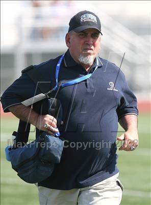 Thumbnail 3 in Salesian vs. Avenal (CIF SoCal Regional D3 Final) photogallery.