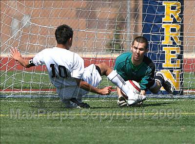 Thumbnail 2 in Salesian vs. Avenal (CIF SoCal Regional D3 Final) photogallery.