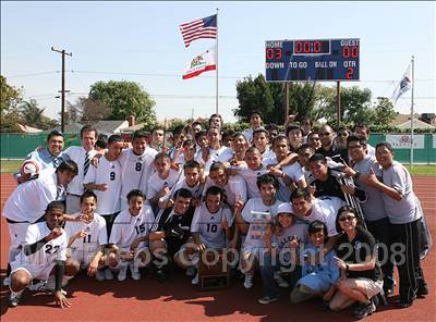 Thumbnail 3 in Salesian vs. Avenal (CIF SoCal Regional D3 Final) photogallery.