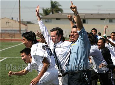 Thumbnail 1 in Salesian vs. Avenal (CIF SoCal Regional D3 Final) photogallery.
