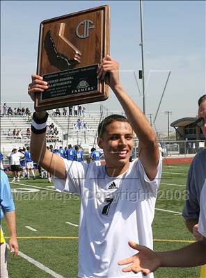 Thumbnail 2 in Salesian vs. Avenal (CIF SoCal Regional D3 Final) photogallery.