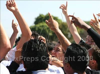 Thumbnail 2 in Salesian vs. Avenal (CIF SoCal Regional D3 Final) photogallery.