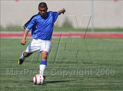 Thumbnail 3 in Salesian vs. Avenal (CIF SoCal Regional D3 Final) photogallery.
