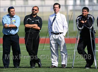 Thumbnail 2 in Salesian vs. Avenal (CIF SoCal Regional D3 Final) photogallery.