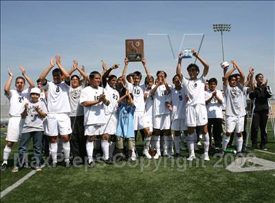 Thumbnail 1 in Salesian vs. Avenal (CIF SoCal Regional D3 Final) photogallery.