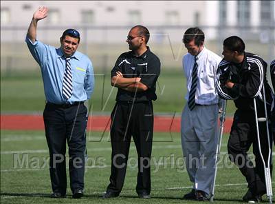 Thumbnail 2 in Salesian vs. Avenal (CIF SoCal Regional D3 Final) photogallery.