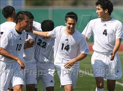 Thumbnail 3 in Salesian vs. Avenal (CIF SoCal Regional D3 Final) photogallery.