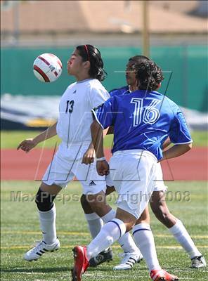 Thumbnail 2 in Salesian vs. Avenal (CIF SoCal Regional D3 Final) photogallery.