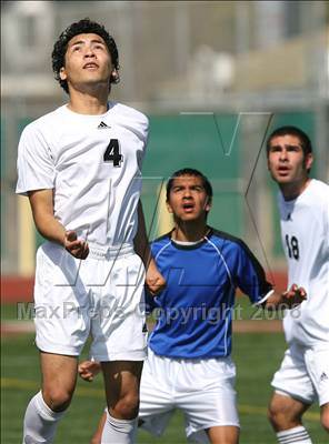 Thumbnail 3 in Salesian vs. Avenal (CIF SoCal Regional D3 Final) photogallery.