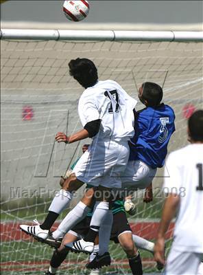 Thumbnail 3 in Salesian vs. Avenal (CIF SoCal Regional D3 Final) photogallery.