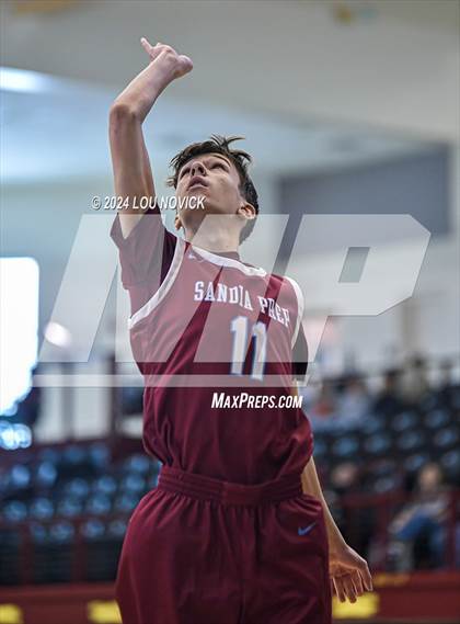 Thumbnail 2 in Sandia Prep @ Mesa Vista (Braves Invitational at Santa Fe Indian School) photogallery.