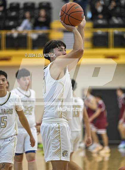 Thumbnail 2 in Sandia Prep @ Mesa Vista (Braves Invitational at Santa Fe Indian School) photogallery.