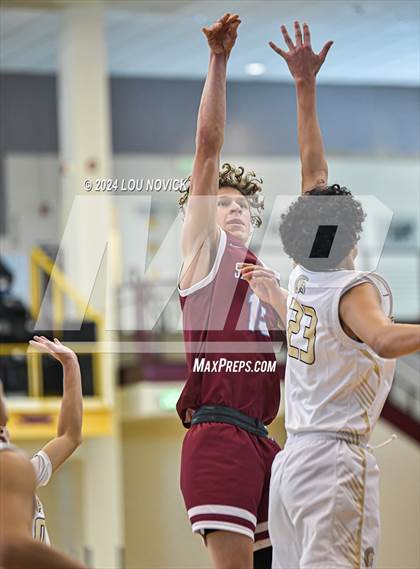 Thumbnail 3 in Sandia Prep @ Mesa Vista (Braves Invitational at Santa Fe Indian School) photogallery.