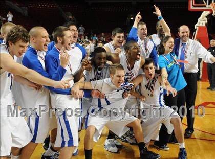 Thumbnail 1 in Terry Sanford vs. Lake Norman (NCHSAA Class 4A Final) photogallery.