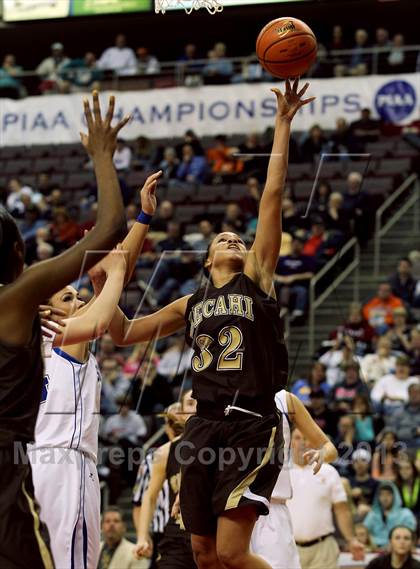 Thumbnail 2 in Bethlehem Catholic vs. South Park (PIAA Class AAA Final) photogallery.