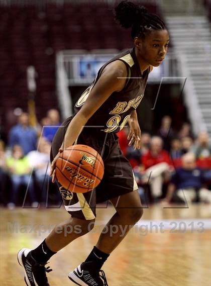 Thumbnail 3 in Bethlehem Catholic vs. South Park (PIAA Class AAA Final) photogallery.
