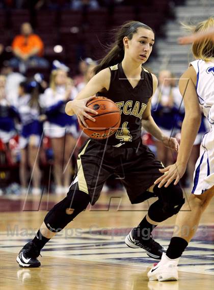 Thumbnail 1 in Bethlehem Catholic vs. South Park (PIAA Class AAA Final) photogallery.