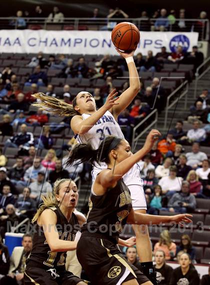 Thumbnail 2 in Bethlehem Catholic vs. South Park (PIAA Class AAA Final) photogallery.