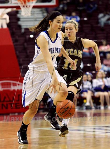Thumbnail 2 in Bethlehem Catholic vs. South Park (PIAA Class AAA Final) photogallery.