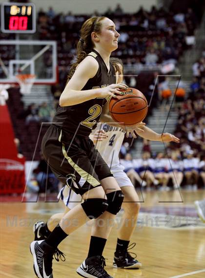 Thumbnail 2 in Bethlehem Catholic vs. South Park (PIAA Class AAA Final) photogallery.
