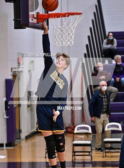 Thumbnail 2 in Moorefield @ Strasburg photogallery.